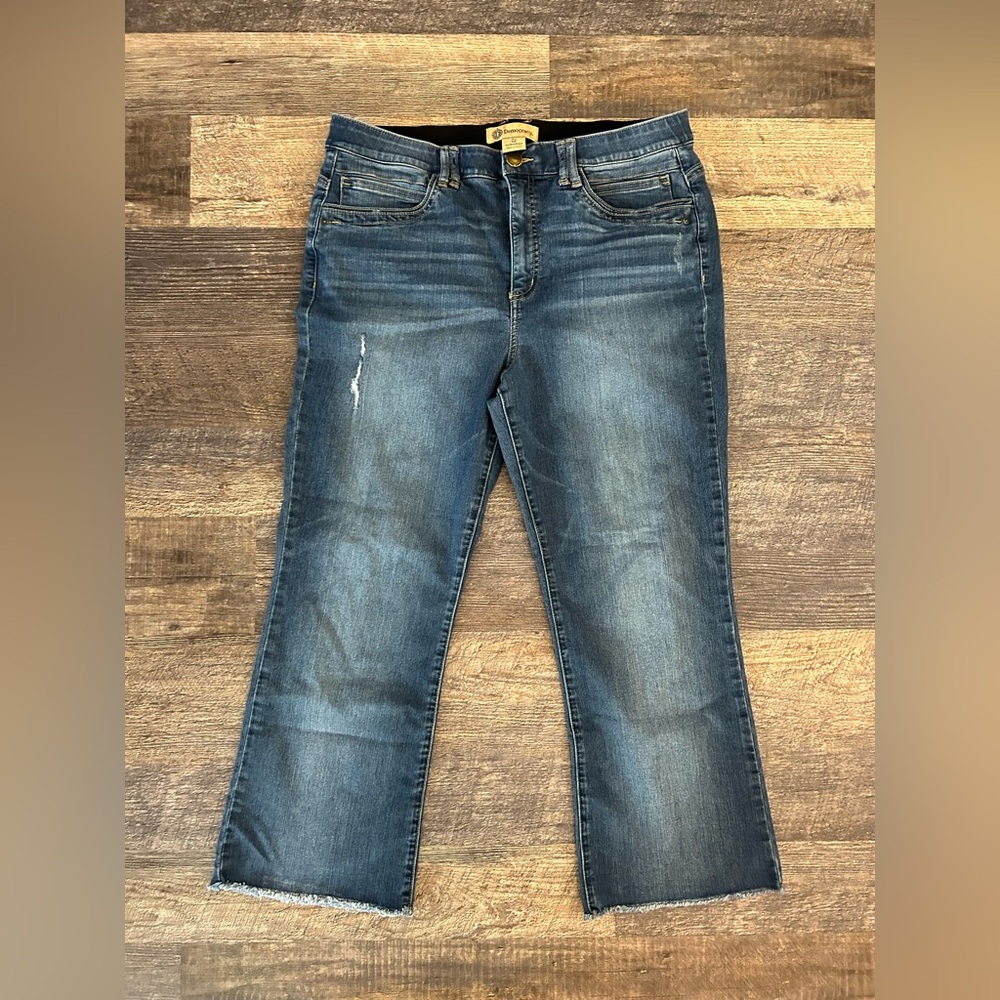 Democracy Denim Women’s Elastic Waist Size 16 Medium Wash “AB Technology”